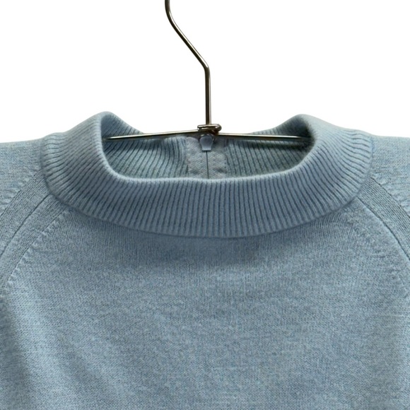 Designer’s Original Vintage Light Blue Sweater. Size L - Picture 2 of 9